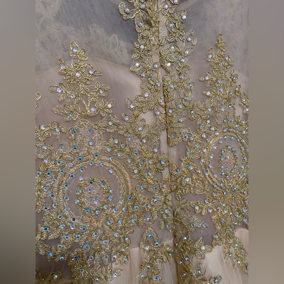 Embroidered and rhinestone cocktail dress. - Picture 5 of 6